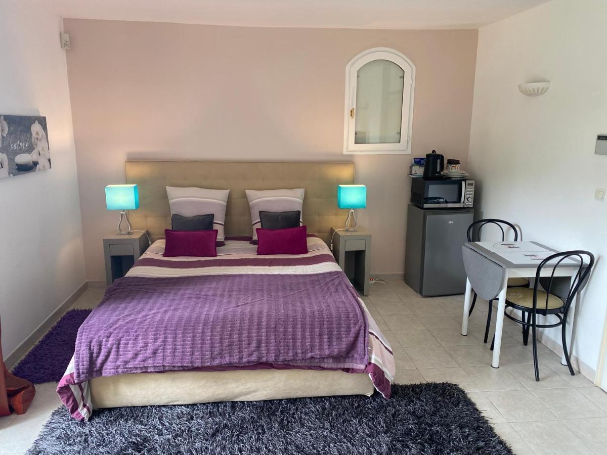 Chambre spacieuse indépendante dans villa plus parking privée Le Cannet Extérieur photo